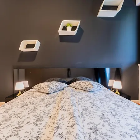 Apartment Flex Selfcheckins 147 - - Bedroom - Garage - Loggia Zagreb